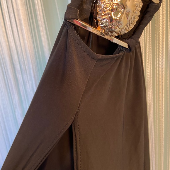 Pretty Little Thing Black Maxi Cut Out High Slit Gold Medallion Dress NWT Size 0 - Picture 9 of 16